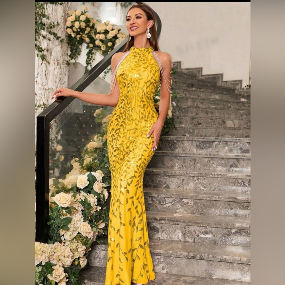 Halter Neck Sequin Dress- Yellow 💛